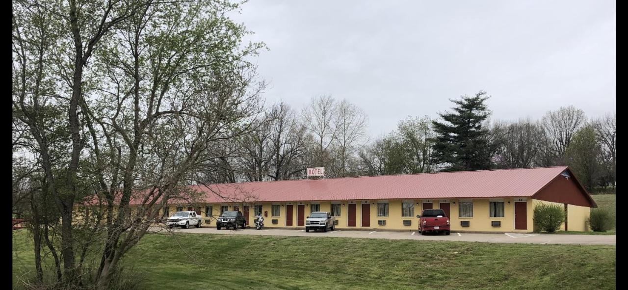 Neosho Executive Inn מראה חיצוני תמונה