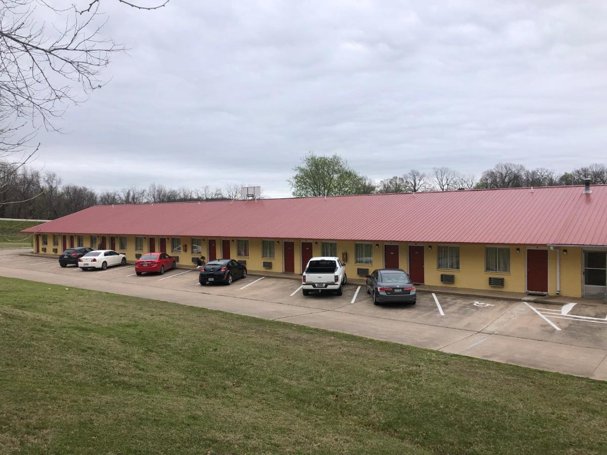 Neosho Executive Inn מראה חיצוני תמונה